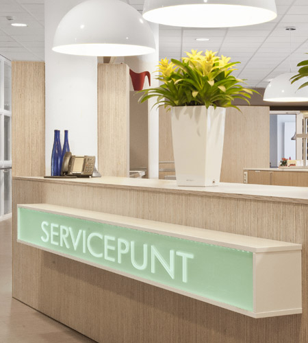 Plexwood® De Meeuwbeemd Nursing Home service desk from deal multi-layer sandwich plywood veneer structure