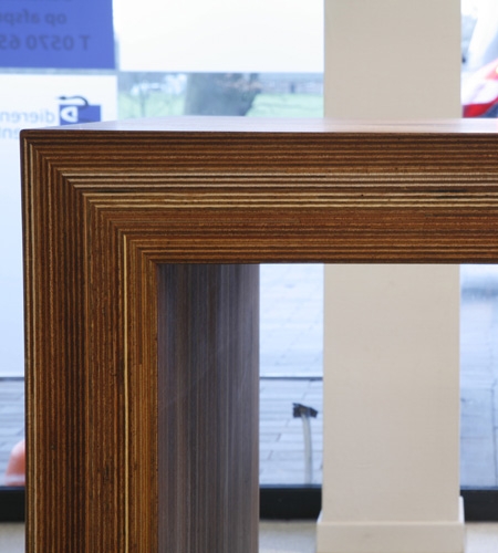Plexwood® Veterinary Deventer table leg detail in meranti with plywood short side down veneer