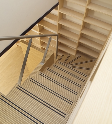 Plexwood® Rietveldplan home staircase threads detail in deal engineered edges of exposed plywood