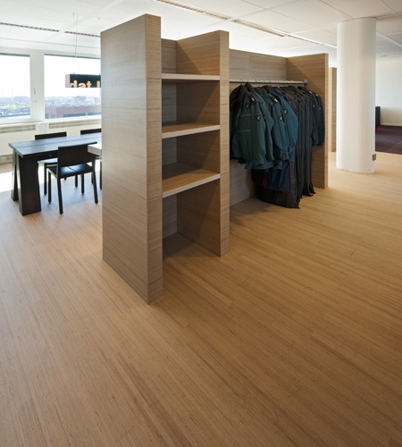Plexwood® Tax and Border Control floor with matching wardrobe in beech short grain and long grain surface veneer