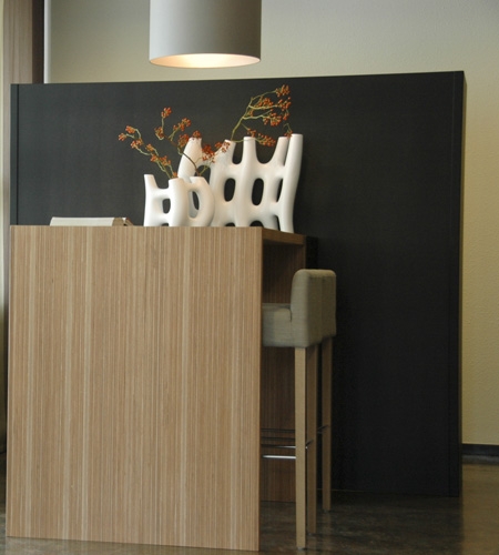 Plexwood® Tree Nursery Van den Berk high table in ocoumé hardwood plywood veneer laminate