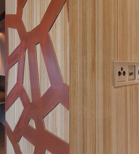 Plexwood® Residential wall cladding detail in design meranti end-grain plywood veneer with copper elements