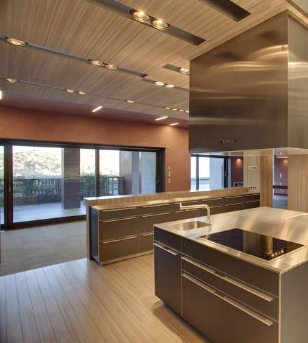 Plexwood® Multilaminar veneer plywood planks for both fixed as well as floating floor applications