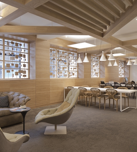 Plexwood® Publicis Baker Street coffee area with plywood feature wall