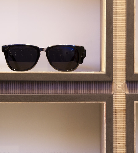 Plexwood® Tip de Bruin luxury clothes and brands store in Amsterdam