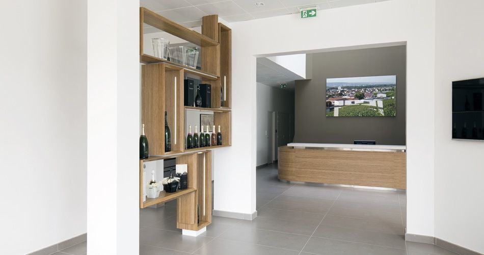 Plexwood® CO.GE.VI. Champagne shop, office and distillery