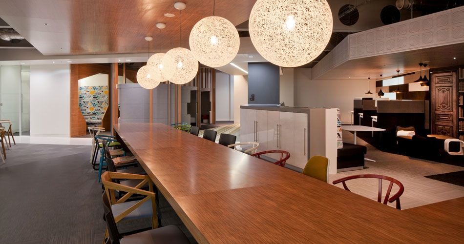 Plexwood® CBRE Global Investors large table with ceiling island in ocoumé contrariwise glued and pressed plywood