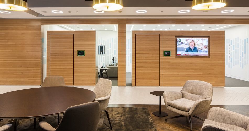 Plexwood® The Mako Group Offices walls and doors in sustainable beech re-glued and pressed veneer plywood