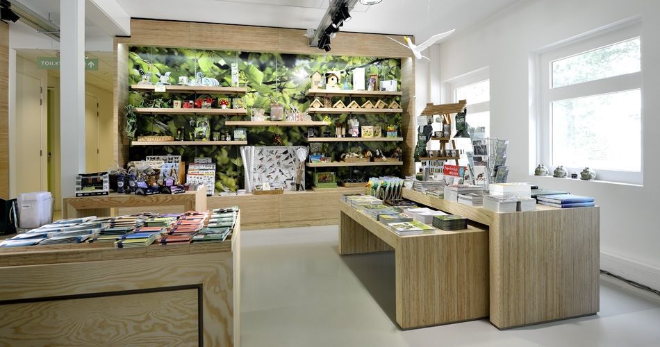 Plexwood® Nature Monuments (Natuurmonumenten) open cabinetry and display tables in pine vertical cut plywood
