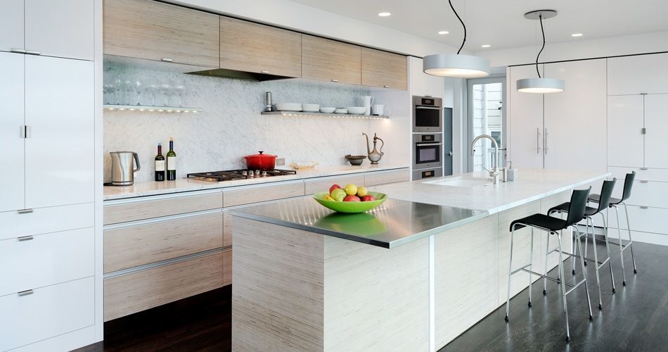 Plexwood® Seattle Hillside Drive private residence project with custom kitchen cabinetry and eat-in kitchen bar in birch