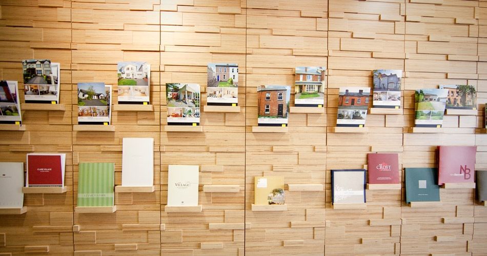 Plexwood® Savills HQ relief wall frontal in birch modified composite veneer