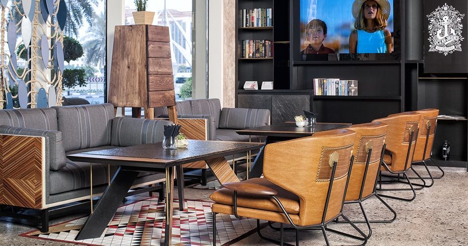 Plexwood® Skye & Walker groen ecologisch horeca en hotel ontwerp met geometrische patronen in de details