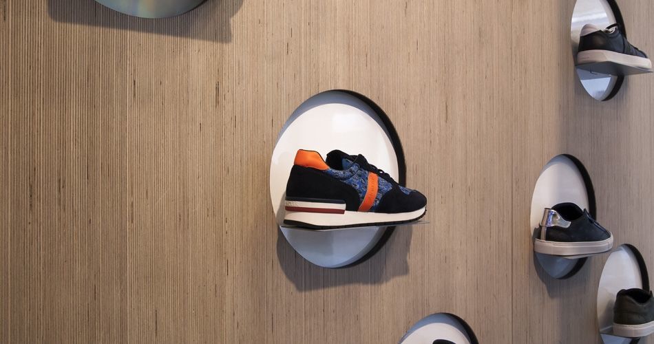 Plexwood® Tip de Bruin luxury clothes and brands store in Amsterdam